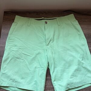 Men's Green Golf Shorts